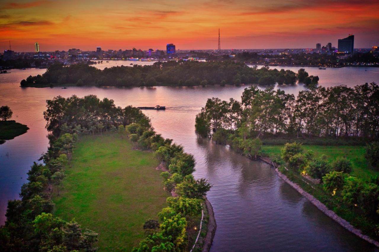 Hotel Legacy Mekong Cần Thơ Exterior foto